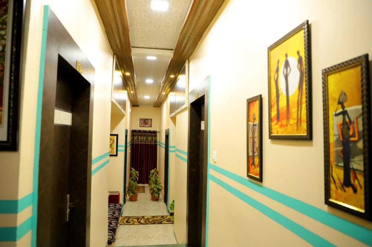 Hotel Mahishmati Palace Maheshwar Bagian luar foto